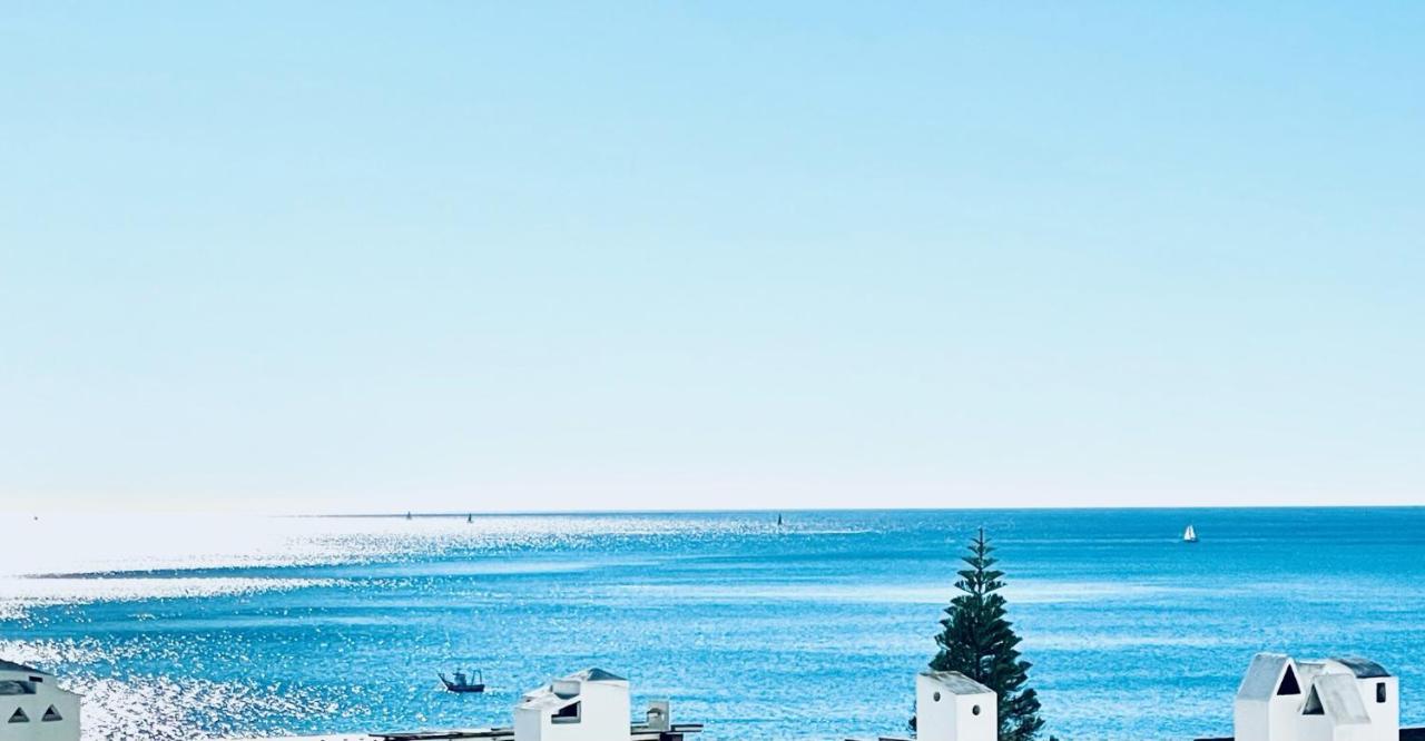 Spectacular Apartment With Amazing Sea Views! 贝纳尔马德纳 外观 照片
