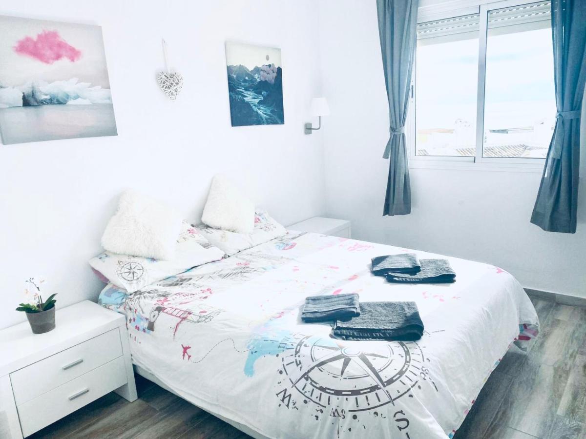 Spectacular Apartment With Amazing Sea Views! 贝纳尔马德纳 外观 照片