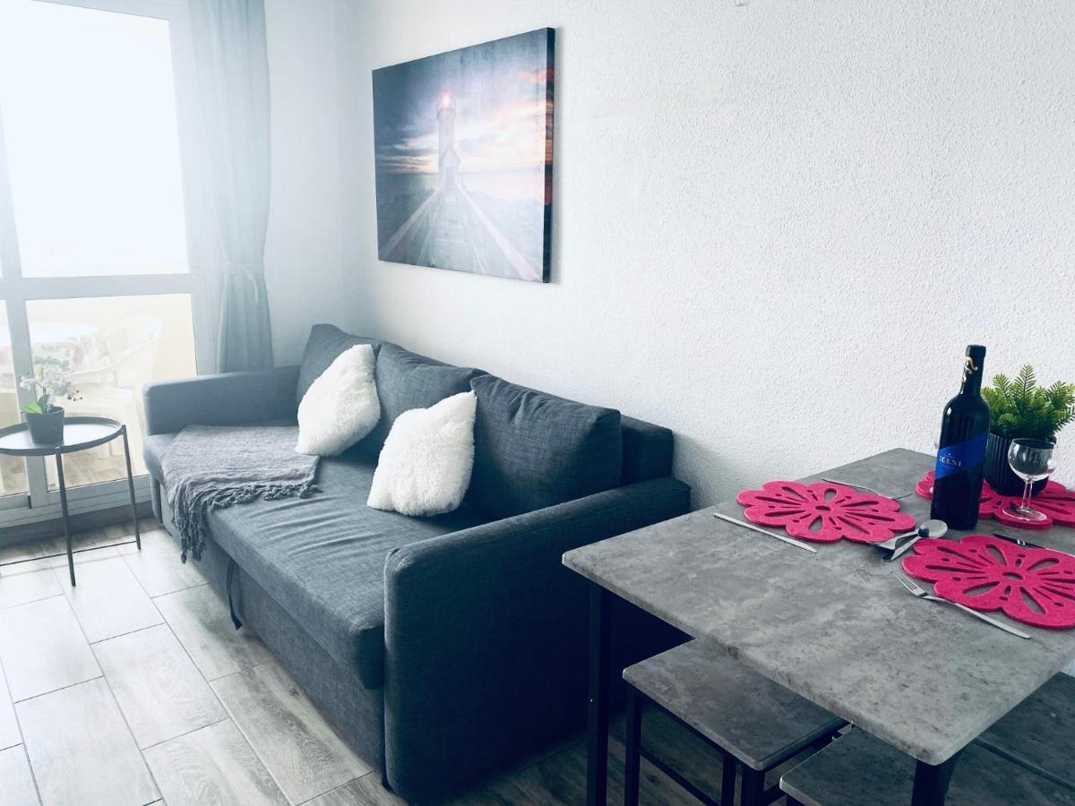 Spectacular Apartment With Amazing Sea Views! 贝纳尔马德纳 外观 照片